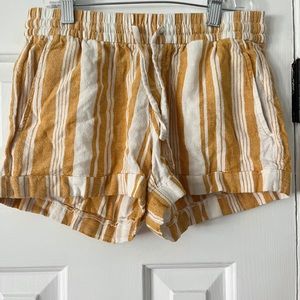 OLD NAVY SHORTS